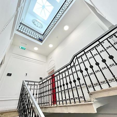 Unique & Luxurious 2 Bedroom City Centre Apartment Ноттингем Экстерьер фото